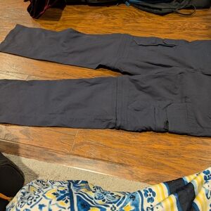 UNIONBAY  Boys Dark Blue Cargo Pants Size 14/16 Short & Pants Make It